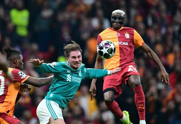 Galatasaray v Liverpool - UEFA Champions League ISTANBUL, TURKIYE - MARCH 10: Galatasaray’s Victor Osimhen (45) competes for the ball with a Liverpool player during the UEFA Champions League round of 16 play-off first leg match between Galatasaray and Liverpool at RAMS Park in Istanbul, Turkiye, on March 10, 2026. Abdulhamid Hosbas Anadolu Istanbul Turkey. Editorial use only. Please get in touch for any other usage.  Copyright: x2026xAnadoluxAbdulhamidxHosbasx