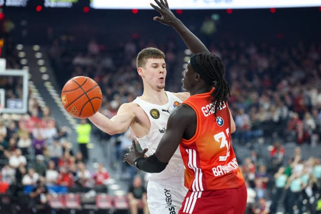Luka Scuka Basketball Loewen Braunschweig, 05 with Wenyen Gabriel FC Bayern Basketball, 32 , GER, FC Bayern Basketball vs Basketball Loewen Braunschweig, Basketball, easycredit Basketball Bundesliga, 25 Matchday, Season 2025 2026, 10 03 2026, GER, FC Bayern Basketball vs Basketball Loewen Braunschweig, Basketball, easycredit Basketball Bundesliga, 25 Matchday, Season 2025 2026, 10 03 2026 Munich Copyright: xEibner-Pressefoto JennixMaulx EP_JML