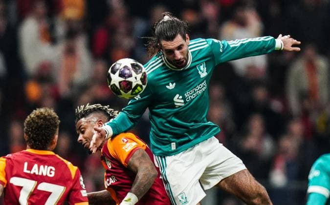 Galatasaray v Liverpool - UEFA Champions League ISTANBUL, TURKIYE - MARCH 10: Dominik Szoboszlai (2nd R) of Liverpool in action against Mario Lemina (2nd L) of Galatasaray during the UEFA Champions League round of 16 play-off first leg match between Galatasaray and Liverpool at RAMS Park in Istanbul, Turkiye, on March 10, 2026. Hakan Akgun Anadolu Istanbul Turkey. Editorial use only. Please get in touch for any other usage.  Copyright: x2026xAnadoluxHakanxAkgunx