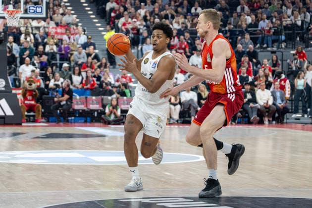 SGrant Sherfield 25 Basketball Loewen Braunschweig , Niels Giffey 5 FC Bayern Basketball , FC Bayern Basketball vs Basketball Loewen Braunschweig, BBL, 25 Matchday, 10 03 2026 Munich Bavaria Germany Copyright: xkolbert-press UlrichxGamelx
