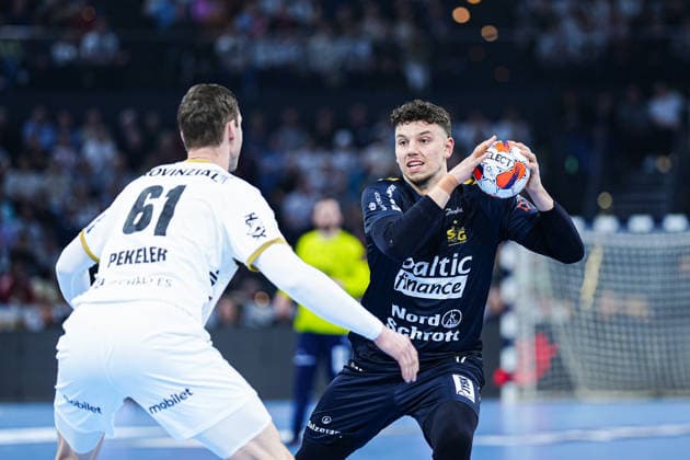 Hendrik Pekeler THW Kiel, 61 , Marco Grgic SG Flensburg Handewitt, 17 GER, THW Kiel vs SG Flensburg Handewitt, Handball, EHF European League, Main Round, Season 2025 2026, 10 03 2026 GER, THW Kiel vs SG Flensburg Handewitt, Handball, EHF European League, Main Round, Season 2025 2026, 10 03 2026 Kiel Copyright: xEibner-Pressefoto MarcelxvonxFehrnx EP_MFN