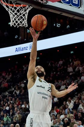 German Basketball Bundesliga BBL , FC Bayern Munich Basketball vs Basketball Löwen Braunschweig, Munich FC Bayern Basketball, Braunschweig Basketball Löwen, 2026 03 10 in Munich SAP Garden KAJAMI KEANE Kaza Basketball Löwen Braunschweig Point Guard PG Nr24 BRA24 sportworld Munich SAP Garden Bayern Germany