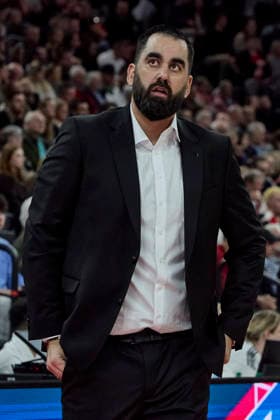 German Basketball Bundesliga BBL , FC Bayern Munich Basketball vs Basketball Lions Braunschweig, Munich FC Bayern Basketball, Braunschweig Basketball Lions, 2026 03 10 in Munich SAP Garden SANCHEZ Ramon Diaz Basketball Lions Braunschweig Headcoach BRAHC sportworld Munich SAP Garden Bayern Germany