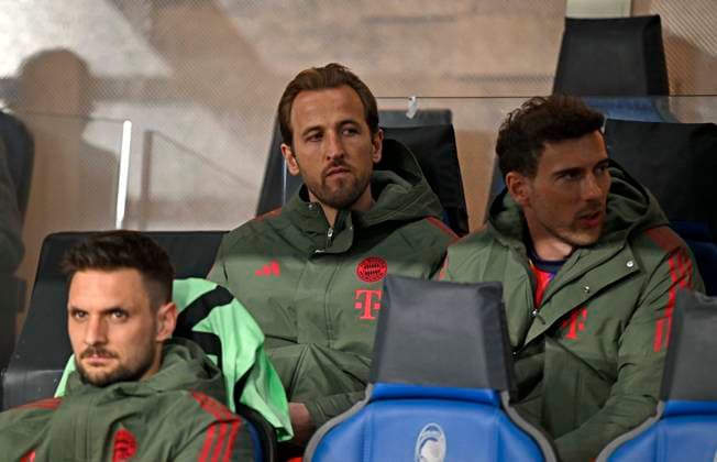 10 03 2026, Football UEFA Championsleague 2025 2026 Round of 16, Atalanta Bergamo FC Bayern Munich, in the New Balance Arena Bergamo, Italy , f l Harry Kane FC Bayern Munich and Leon Goretzka FC Bayern Munich on the bench DFL and DFB regulations prohibit any use of photographs as image sequences and or quasi video