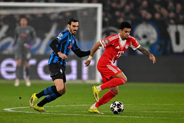 10 03 2026, Football UEFA Championsleague 2025 2026 Round of 16, Atalanta Bergamo FC Bayern München, in the New Balance Arena Bergamo, Italy , Luis Diaz FC Bayern München DFL and DFB regulations prohibit any use of photographs as image sequences and or quasi video