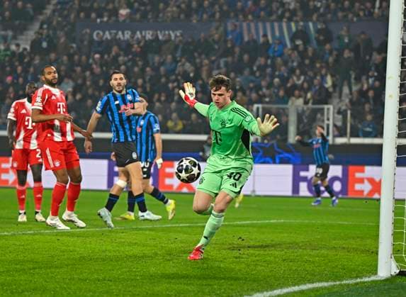 10 03 2026, Football UEFA Championsleague 2025 2026 Round of 16, Atalanta Bergamo FC Bayern München, in the New Balance Arena Bergamo, Italy , Goalkeeper Jonas Urbig FC Bayern München DFL and DFB regulations prohibit any use of photographs as image sequences and or quasi video