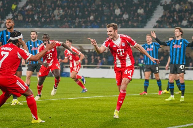 Italy Football UEFA Champions League 2025 2026, Round of 16 Atalanta Bergamo vs FC Bayern Munich New Balance Arena Bergamo Goal and goal celebration to 0 1 by Luis Diaz Luis Diaz FC Bayern Munich, 14 Joy, emotions, jubilation Copyright: xJOERANxSTEINSIEKx