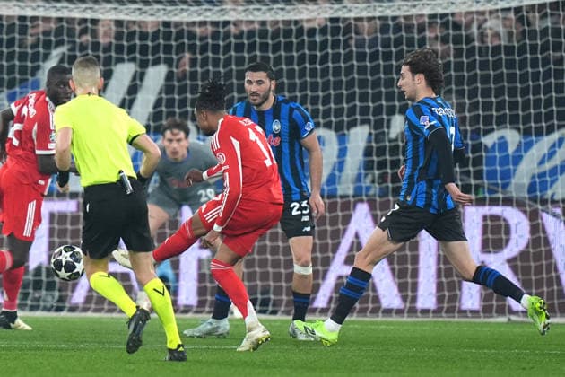 Bayern™s Michael Olise score 0-3 during the Uefa Champions League soccer match between Atalanta and Bayern Munich at the New Balance Stadium in Bergamo , north Italy - Tuesday , March 10 , 2026. - Soccer .  Copyright: xSpada LaPressex