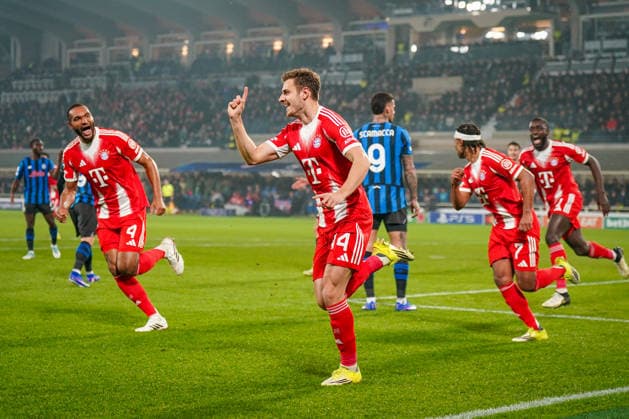 Italy Football UEFA Champions League 2025 2026, Round of 16 Atalanta Bergamo vs FC Bayern Munich New Balance Arena Bergamo Goal and goal celebration to 0 1 by Luis Diaz Luis Diaz FC Bayern Munich, 14 Joy, emotions, jubilation Copyright: xJOERANxSTEINSIEKx