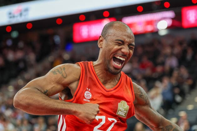 Isiaha Mike FC Bayern Basketball, 22 cheers, joy, emotions, jubilation, GER, FC Bayern Basketball vs Basketball Loewen Braunschweig, Basketball, easycredit Basketball Bundesliga, 25 Matchday, Season 2025 2026, 10 03 2026, GER, FC Bayern Basketball vs Basketball Loewen Braunschweig, Basketball, easycredit Basketball Bundesliga, 25 Matchday, Season 2025 2026, 10 03 2026 Munich Copyright: xEibner-Pressefoto JennixMaulx EP_JML