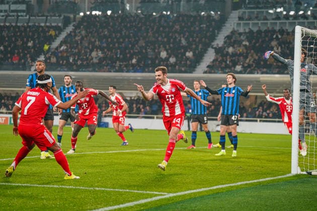 Italy Football UEFA Champions League 2025 2026, Round of 16 Atalanta Bergamo vs FC Bayern Munich New Balance Arena Bergamo Goal and goal celebration to 0 1 by Luis Diaz Luis Diaz FC Bayern Munich, 14 Joy, emotions, jubilation Copyright: xJOERANxSTEINSIEKx