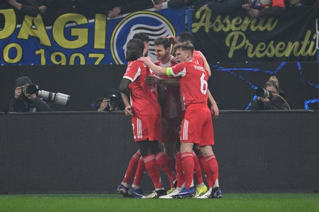 CALCIO - UEFA Champions League - Atalanta BC vs FC Bayern Munchen Josip Stanisic of F.C. Bayern Munchen celebrates after scoring the goal of 0-1 during the UEFA Champions League 2025 26 League Round of 16 First Leg match between Atalanta B.C. v Bayern Munchen at the Bergamo Stadium on March 10, 2026 in Bergamo, Italy. Bergamo Italy  Copyright: xIPAxSport ABACAx