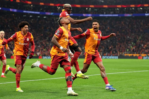 2026-03-10 Galatasaray SK v Liverpool FC - UEFA Champions League 2025 26 Round of 16 First Leg ISTANBUL, TURKEY - MARCH 10: Mario Lemina of Galatasaray SK celebrates after scoring the team s first goal with Mario Lemina of Galatasaray SK and Gabriel Sara of Galatasaray SK during the UEFA Champions League 2025 26 Round of 16 First Leg match between Galatasaray SK and Liverpool FC at Ali Sami Yen Spor Kompleksi on March 10, 2026 in Istanbul, Turkey. (Photo by BSR Agency) Istanbul Turkey Content not available for redistribution in The Netherlands directly or indirectly through any third parties. Copyright: xBSRxAgencyx