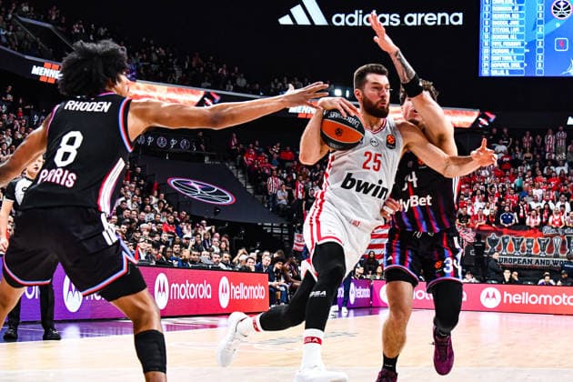 BASKET : Paris Basketball vs Olympiakos - Euroligue - JournÃ e 30 - 10 03 26 Alec Peters (Olympiakos) ParisFrance  Copyright: xBaptistexAutissierx