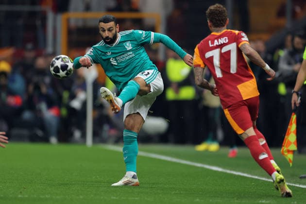 2026-03-10 Galatasaray SK v Liverpool FC - UEFA Champions League 2025 26 Round of 16 First Leg ISTANBUL, TURKEY - MARCH 10: Mohamed Salah of Liverpool FC, Noa Lang of Galatasaray SK during the UEFA Champions League 2025 26 Round of 16 First Leg match between Galatasaray SK and Liverpool FC at Ali Sami Yen Spor Kompleksi on March 10, 2026 in Istanbul, Turkey. (Photo by BSR Agency) Istanbul Turkey Content not available for redistribution in The Netherlands directly or indirectly through any third parties. Copyright: xBSRxAgencyx