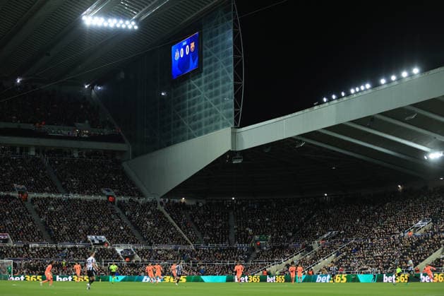 Newcastle United gegen FC Barcelona 10. März 2026 Newcastle upon Tyne UEFA Champions League Achtelfinale Newcastle United gegen FC Barcelona Gesamtansicht des St James Park Foto Simon Stacpoole Abseits Newcastle upon Tyne UK  Copyright: xSimonxStacpoolexOffside