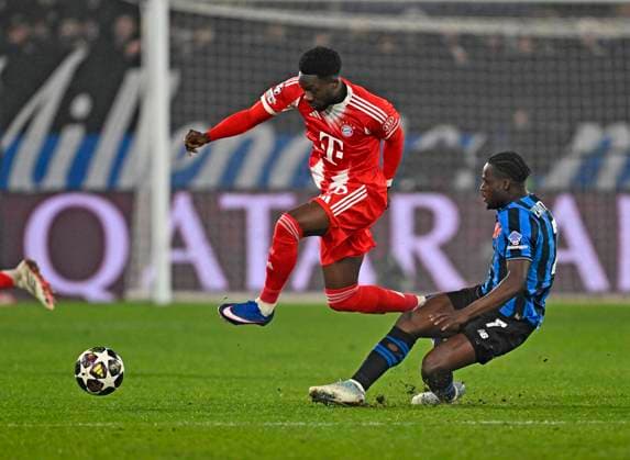 10 03 2026, Football UEFA Championsleague 2025 2026 Round of 16, Atalanta Bergamo FC Bayern München, in the New Balance Arena Bergamo, Italy , Alphonso Davies FC Bayern München DFL and DFB regulations prohibit any use of photographs as image sequences and or quasi video