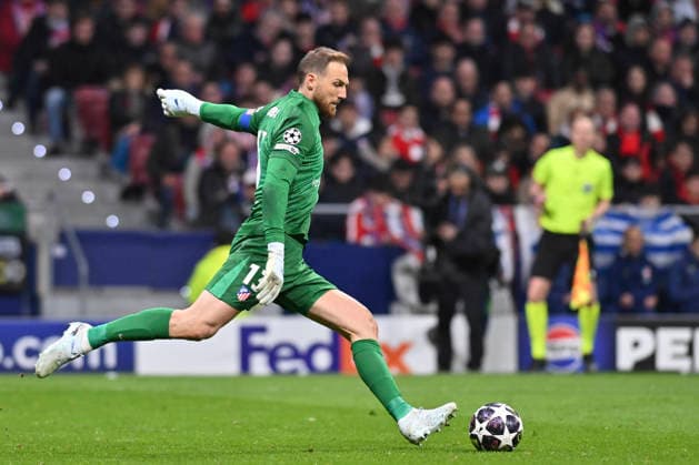 March 10, 2026, Madrid, Madrid, Spain: JAN OBLAK of Atletico de Madrid kicks the ball during the Champions League round of 16 match between ATLETICO DE MADRID and TOTTENHAM HOTSPUR, held on March 10, 2026, at the Riyadh Air Metropolitano, Madrid, Spain. ATLETICO DE MADRID Vs TOTTENHAM HOTSPUR Champions League Match, Season 25 26 (03 10 26) - ZUMAc312 20260310_zsp_c312_051 Copyright: xOscarxManuelxSanchezx