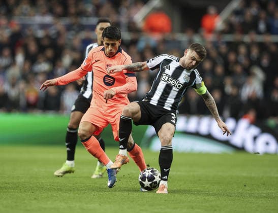 Newcastle v Barcelona, UEFA Champions League, Round of 16, 1st leg 10.03.26 Newcastle v Barcelona, UEFA Champions League, Round of 16, 1st leg Bradley Ormesher The Times Kieran Trippier of Newcastle United and and João Cancelo Of Barcelona  Copyright: xBradleyxOrmesherx NINTCHDBPICT001065616901