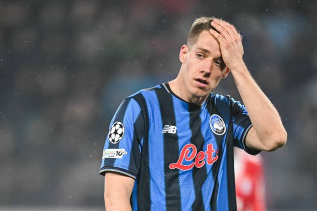 Mario Pasalic Atalanta BC gestures looks dejected during the UEFA Champions League 2025 26 Round of 16 First Leg match between Atalanta BC and FC Bayern München at Stadio di Bergamo on March 10, 2026 in Bergamo, Italy Photo by Harry Langer DeFodi Images