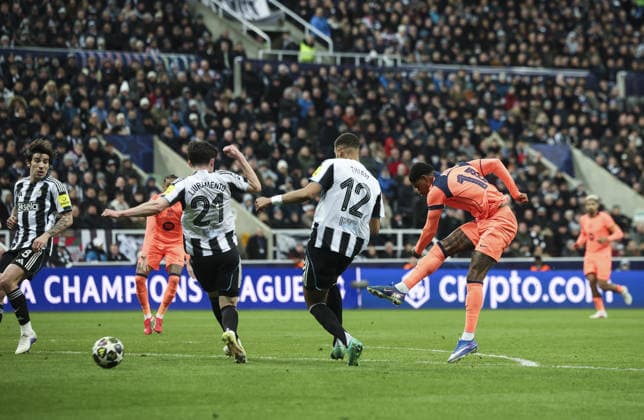 Newcastle v Barcelona, UEFA Champions League, Round of 16, 1st leg 10.03.26 Newcastle v Barcelona, UEFA Champions League, Round of 16, 1st leg Bradley Ormesher The Times Marcus Rashford Of Barcelona attempt at goal  Copyright: xBradleyxOrmesherx NINTCHDBPICT001065619283