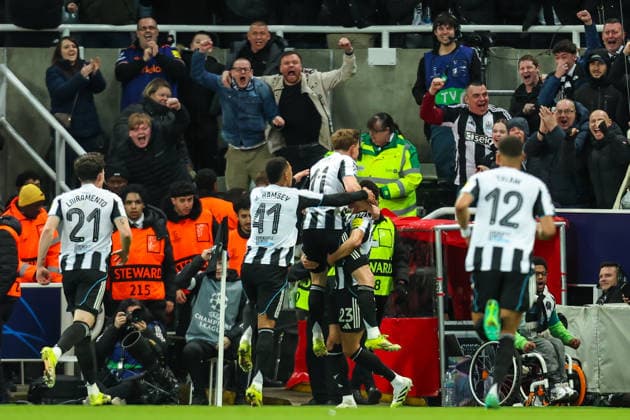 Newcastle United v Barcelona, UEFA Champions League Harvey Barnes Of Newcastle United scores a GOAL 1-0 and celebrates during the Newcastle United v Barcelona UEFA Champions League Round of 16 First Leg match at St. James Park, Newcastle Upon Tyne, England on 10 March 2026 Credit: Lee Keuneke Every Second Media Editorial use only. All images are copyright Every Second Media Limited. No images may be reproduced without prior permission. Copyright: xIMAGO EveryxSecondxMediax ESM-1851-0063 LeexKeunekex xEveryxSecondxMediax