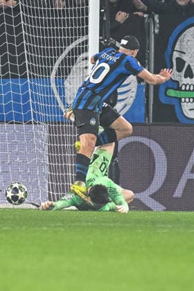 Nikola Krst Atalanta BC and goalkeeper Jonas Urbig FC Bayern München battle for the ball during the UEFA Champions League 2025 26 Round of 16 First Leg match between Atalanta BC and FC Bayern München at Stadio di Bergamo on March 10, 2026 in Bergamo, Italy Photo by Harry Langer DeFodi Images