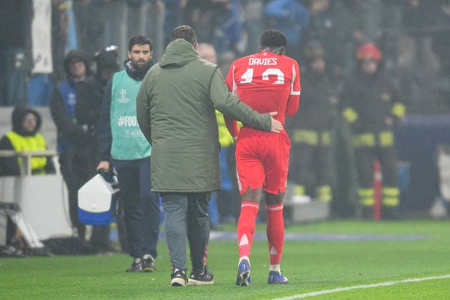 Soccer, Champions League, 20260310, Atalanta Bergamo FC Bayern Munich In the picture Injury, Alphonso DAVIES Bayern, 19 Bergamo New Balance Arena Lombardy Italy Copyright: Passion2Press MarkusxFischerx