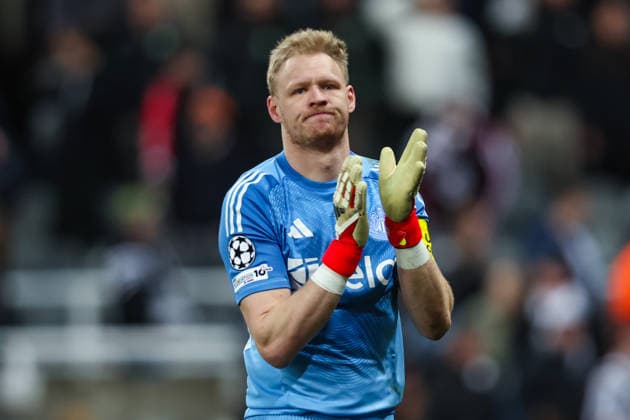 Newcastle United v Barcelona, UEFA Champions League Aaron Ramsdale Of Newcastle United applauds the fans during the Newcastle United v Barcelona UEFA Champions League Round of 16 First Leg match at St. James Park, Newcastle Upon Tyne, England on 10 March 2026 Credit: Lee Keuneke Every Second Media Editorial use only. All images are copyright Every Second Media Limited. No images may be reproduced without prior permission. Copyright: xIMAGO EveryxSecondxMediax ESM-1851-0129 LeexKeunekex xEveryxSecondxMediax
