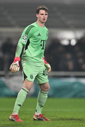 Jonas Urbig of F.C. Bayern Munchen is in action during the UEFA Champions League 2025 26 League Round of 16 First Leg match between Atalanta B.C. v Bayern Munchen at the Bergamo Stadium on March 10, 2026 in Bergamo, Italy.  Copyright: xDomenicoxCippitelli IPAxSportx xipa-agency.netx xx IPA_72688958 IPA_Agency_IPA72688958