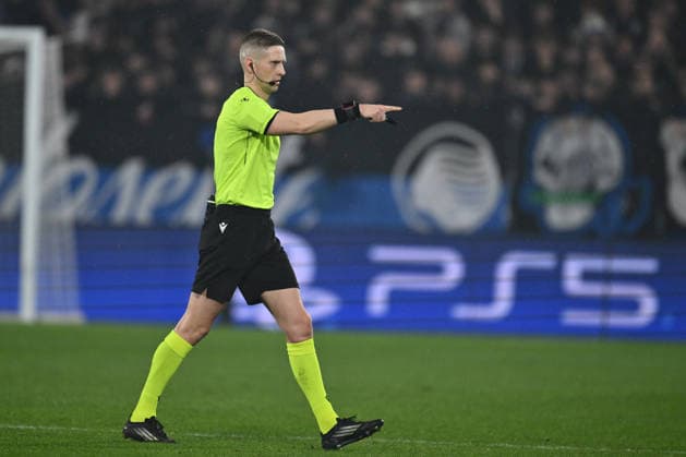 Referee Espen Eskas (NOR) participates in the UEFA Champions League 2025 26 League Round of 16 First Leg match between Atalanta B.C. v Bayern Munchen at the Bergamo Stadium on March 10, 2026 in Bergamo, Italy.  Copyright: xDomenicoxCippitelli IPAxSportx xipa-agency.netx xx IPA_72689028 IPA_Agency_IPA72689028