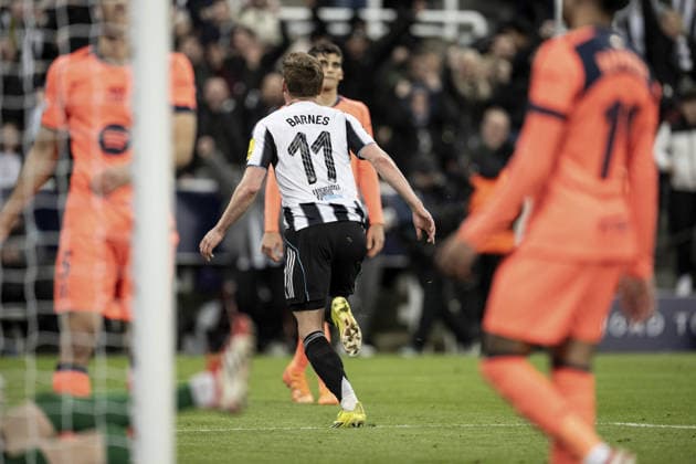 NEWCASTLE UPON TYNE, ENGLAND - MARCH 10: Harvey Barnes of Newcastle United FC celebrates after scoring the team s first goal during the UEFA Champions League 2025 26 Round of 16 First Leg match between Newcastle United FC and FC Barcelona, Barca at St James Park on March 10, 2026 in Newcastle upon Tyne, England. (Photo by Richard Callis Sports Press Photo )  Copyright: xSportsxPressxPhotox Sportspressphoto_SPR107600
