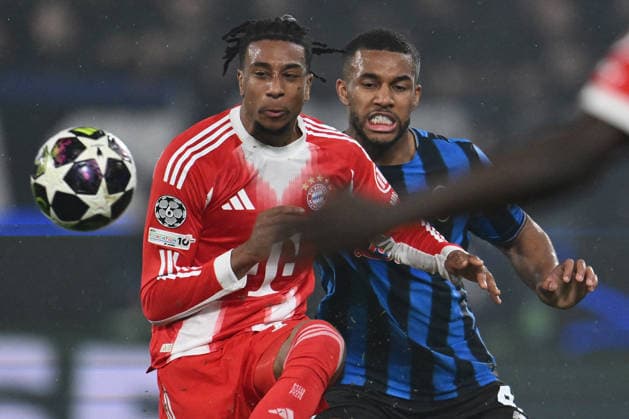 CALCIO - UEFA Champions League - Atalanta BC vs FC Bayern Munchen Michael Olise of F.C. Bayern Munchen and Isak Hien of Atalanta B.C. are in action during the UEFA Champions League 2025 26 League Round of 16 First Leg match between Atalanta B.C. v Bayern Munchen at the Bergamo Stadium on March 10, 2026 in Bergamo, Italy. Bergamo Italy  Copyright: xIPAxSport ABACAx