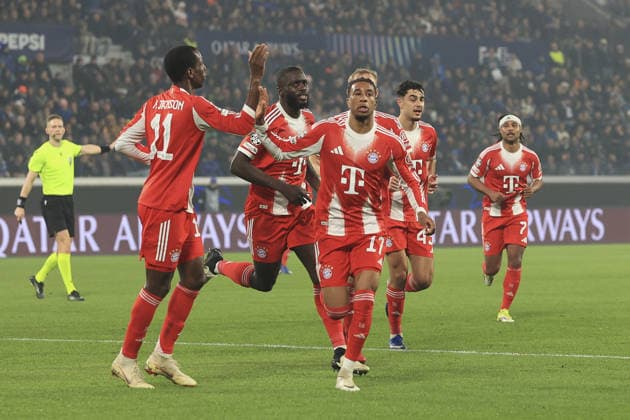 Michael Olise of Bayern Monaco celebrates with team during Atalanta BC vs Bayern Monaco FC, Chanpions League 2025-26 Round of 16, first leg, game at New Balance arena in Bergamo (BG), Italy, on March 19, 2026.  Copyright: xDavidexCasentini IPAxSportx xipa-agency.netx xx IPA_72685689 IPA_Agency_IPA72685689