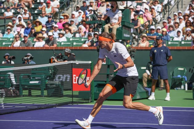 INDIAN WELLS, CA - MARCH 10: Alexander Zverev (GER) hits a backhand during the BNP Paribas Open on March 10, 2026 at Indian Wells Tennis Garden in Indian Wells, CA. (Photo by George Walker Icon Sportswire) TENNIS: MAR 10 BNP Paribas Open EDITORIAL USE ONLY Icon260310107
