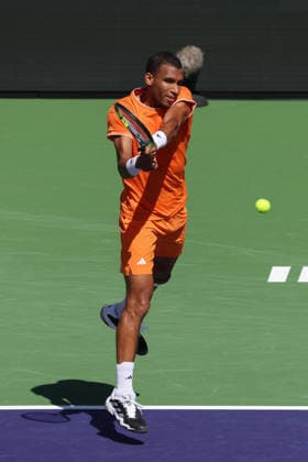 INDIAN WELLS, CA - MARCH 10: Felix Auger-Aliassime (CAN) hits a backhand during the BNP Paribas Open on March 10, 2026 at Indian Wells Tennis Garden in Indian Wells, CA. (Photo by George Walker Icon Sportswire) TENNIS: MAR 10 BNP Paribas Open EDITORIAL USE ONLY Icon260310080