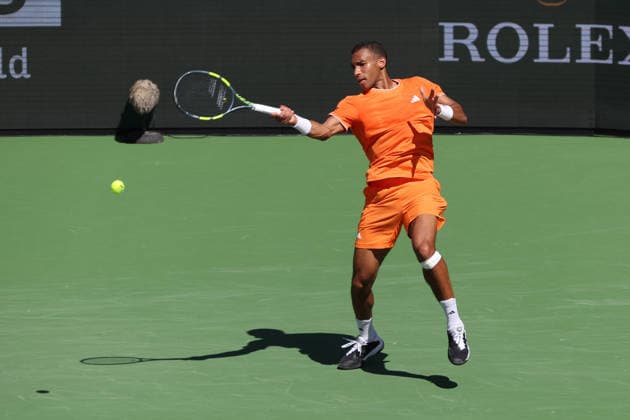 INDIAN WELLS, CA - MARCH 10: Felix Auger-Aliassime (CAN) hits a forehand during the BNP Paribas Open on March 10, 2026 at Indian Wells Tennis Garden in Indian Wells, CA. (Photo by George Walker Icon Sportswire) TENNIS: MAR 10 BNP Paribas Open EDITORIAL USE ONLY Icon260310088