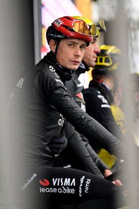 Paris Nice 2026 Stage 4 UCHON, FRANCE - MARCH 11 : Vingegaard Jonas (DEN) of Team Visma I Lease a Bike during stage 4 of the 84th edition of Paris - Nice an UCI World Tour 2.UWT cycling road race stage for Men Elite of 195 km with start in Bourges and finish in Uchon on March 11, 2026 in Uchon, France, 11 03 2026 ( Motordriver Guy De Vuyst - Uchon France  Copyright: xNicoxVereeckenx