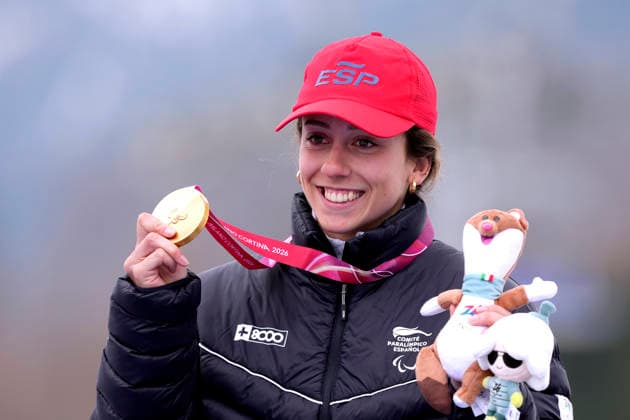 PASEUAL SECO Audrey Team SPA 1.PLatz Ski Alpine Kombination sitzend Frauen in Cortina Paralympische Winterspiele 2026 Cortina - Milano am 10.03.2026 in Cortina *** PASEUAL SECO Audrey Team SPA 1 PLatz Ski Alpine Combined sitting women in Cortina Paralympic Winter Games 2026 Cortina Milano on 10 03 2026 in Cortina Copyright: xLacixPerenyix
