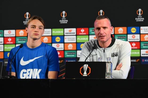 KRC Genk v Freiburg - UEFA Europa League Media Activities 11 03 2026 GENK, BELGIUM - MARCH 11 : Hayen Nicky head coach of KRC Genk and Smets Matte defender of KRC Genk talking to the press during a press conference, PK, Pressekonferenz ahead of the UEFA Europa League 2025 26 round of 16 match first leg between KRC Genk and Freiburg on March 11, 2026 in Genk, Belgium, 11 03 2026 Genk Belgium  Copyright: xVincentxKalutx