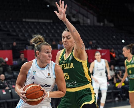 Argentina v Australia - FIBA Women s Basketball World Cup 2026 Qualifying Tournaments ISTANBUL, TURKIYE - MARCH 11: Argentina’s Agostina Burani (L) and Australia’s Cayla George (15) in action during the FIBA Women s Basketball World Cup 2026 Qualifying Tournaments match between Argentina and Australia at Turkcell Basketball Development Center in Istanbul, Turkiye, on March 11, 2026. Esra Bilgin Anadolu Istanbul Turkey. Editorial use only. Please get in touch for any other usage.  Copyright: x2026xAnadoluxEsraxBilginx