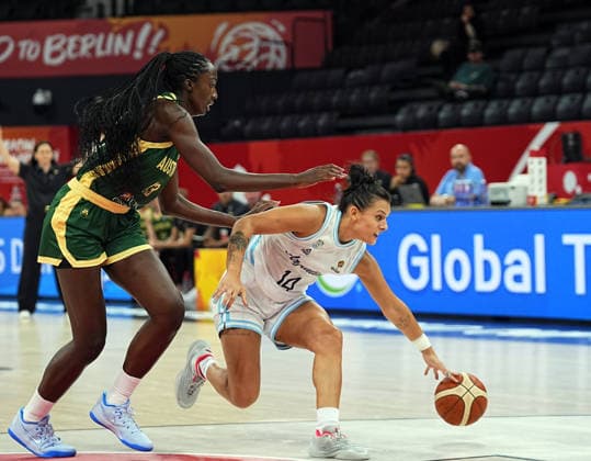 Argentina v Australia - FIBA Women s Basketball World Cup 2026 Qualifying Tournaments ISTANBUL, TURKIYE - MARCH 11: Florencia Chagas (14) of Argentina in action against Ezi Magbegor (13) of Australia in action during the FIBA Women s Basketball World Cup 2026 Qualifying Tournaments match between Argentina and Australia at Turkcell Basketball Development Center in Istanbul, Turkiye, on March 11, 2026. Esra Bilgin Anadolu Istanbul Turkey. Editorial use only. Please get in touch for any other usage.  Copyright: x2026xAnadoluxEsraxBilginx