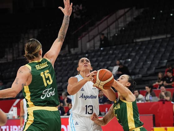 Argentina v Australia - FIBA Women s Basketball World Cup 2026 Qualifying Tournaments ISTANBUL, TURKIYE - MARCH 11: Candela Gentinetta (13 of Argentina in action against Stephanie Reid (R) of Australia in action during the FIBA Women s Basketball World Cup 2026 Qualifying Tournaments match between Argentina and Australia at Turkcell Basketball Development Center in Istanbul, Turkiye, on March 11, 2026. Esra Bilgin Anadolu Istanbul Turkey. Editorial use only. Please get in touch for any other usage.  Copyright: x2026xAnadoluxEsraxBilginx