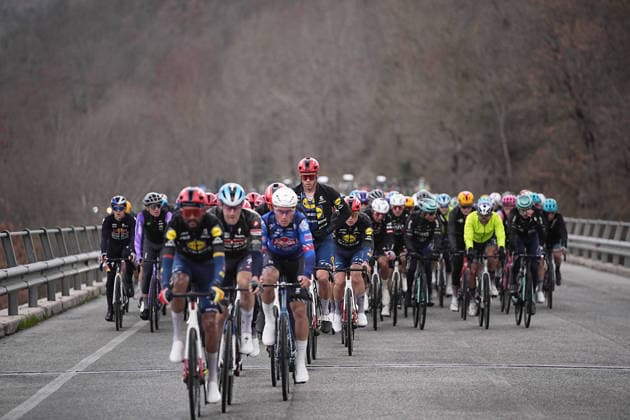The pack rides during the 221-kilometer Stage 3 of the Tirreno-Adriatico cycling race from Cortona to Magliano de™ Marsi - Italy - Wednesday, March 11, 2026. - cycling .  Copyright: xMarcoxAlpozzi LaPressex