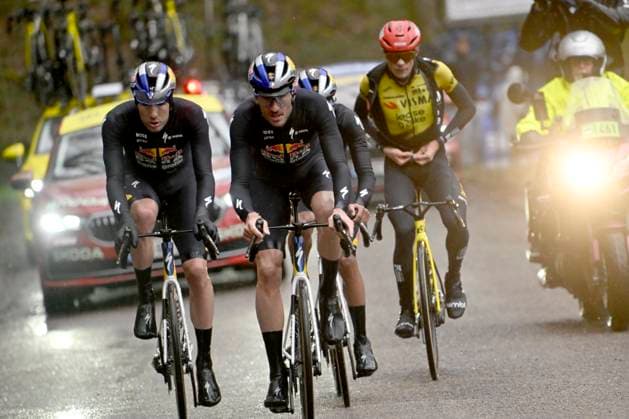 Paris Nice 2026 Stage 4 UCHON, FRANCE - MARCH 11 : head of the race : Van Dijke Mick (NED) of Red Bull - BORA - Hansgrohe, Van Dijke Tim (NED) of Red Bull - BORA - Hansgrohe, Martinez Daniel Felipe (COL) of Red Bull - BORA - Hansgrohe, Vingegaard Jonas (DEN) of Team Visma I Lease a Bike during stage 4 of the 84th edition of Paris - Nice an UCI World Tour 2.UWT cycling road race stage for Men Elite of 195 km with start in Bourges and finish in Uchon on March 11, 2026 in Uchon, France, 11 03 2026 ( Motordriver Guy De Vuyst - Uchon France  Copyright: xNicoxVereeckenx