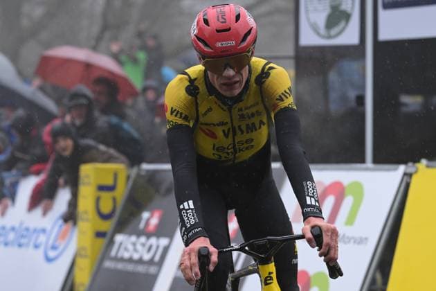 Danish Jonas Vingegaard of Team Visma-Lease a Bike celebrates after winning the fourth stage of 84th edition of the Paris-Nice cycling race, a race from Bourges to Uchon (195 km), on Wednesday 11 March 2026. DAVIDxPINTENS  x167170928x