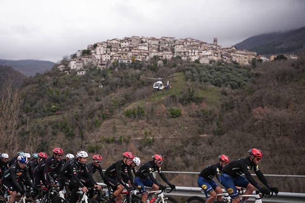 The pack rides during the 221-kilometer Stage 3 of the Tirreno-Adriatico cycling race from Cortona to Magliano de™ Marsi - Italy - Wednesday, March 11, 2026. - cycling .  Copyright: xMarcoxAlpozzi LaPressex