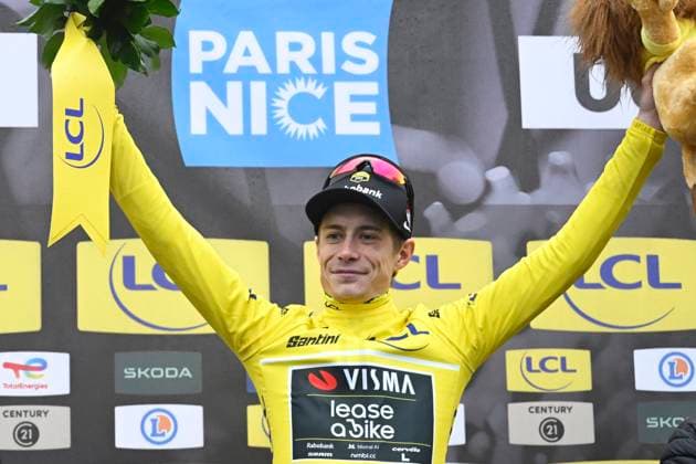 Paris Nice 2026 Stage 4 UCHON, FRANCE - MARCH 11 : Vingegaard Jonas (DEN) of Team Visma I Lease a Bike pictured with the yellow jersey during the podium ceremony of stage 4 of the 84th edition of Paris - Nice an UCI World Tour 2.UWT cycling road race stage for Men Elite of 195 km with start in Bourges and finish in Uchon on March 11, 2026 in Uchon, France, 11 03 2026 ( Motordriver Guy De Vuyst - Uchon France  Copyright: xNicoxVereeckenx
