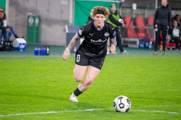 Germany Soccer DFB Cup Womens Quarterfinal 2025 2026 SGS Essen vs SV Werder Bremen Stadion an der Hafenstrasse Essen in action Natasha Kowalski SGS Essen,10 Copyright: xOrhanxHabashx