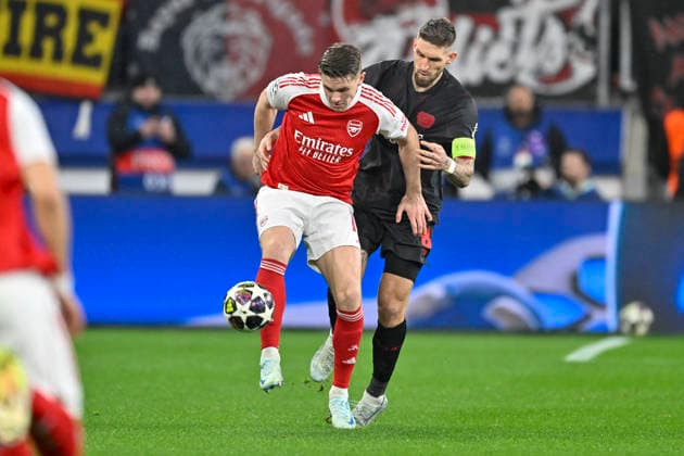 v li in duel Viktor Gyökeres Gyoekeres FC 14 Robert Andrich Leverkusen 8 11 03 2026 ¢ Soccer ¢ Champions League, Bayer Leverkusen vs FC Arsenal, BayArena, Leverkusen, Copyright: xpepphotox xHorstxMauelshagenx pep00321, pep_20260311_hm_304688